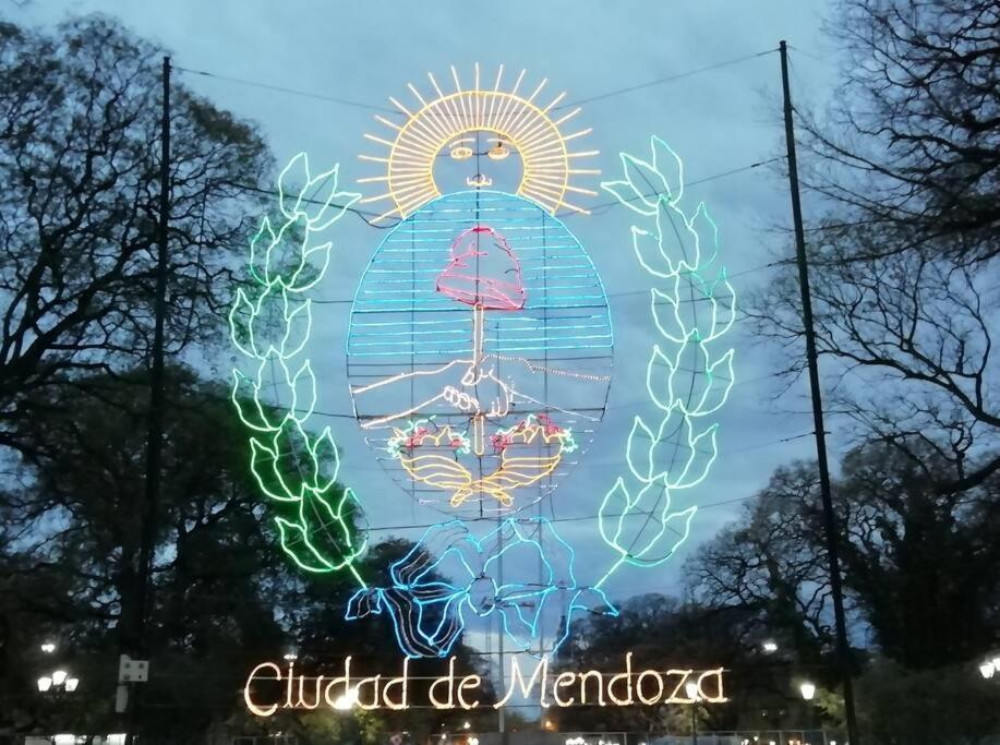 Petit Rivadavia En El Corazon De Mendoza Apartment Екстериор снимка