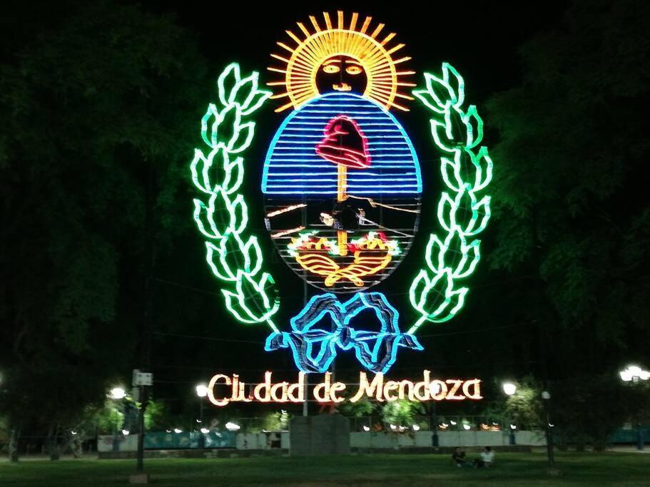Petit Rivadavia En El Corazon De Mendoza Apartment Екстериор снимка